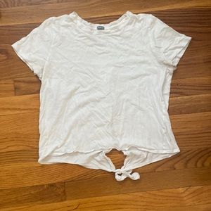 womens medium aerie t-shirt with open back